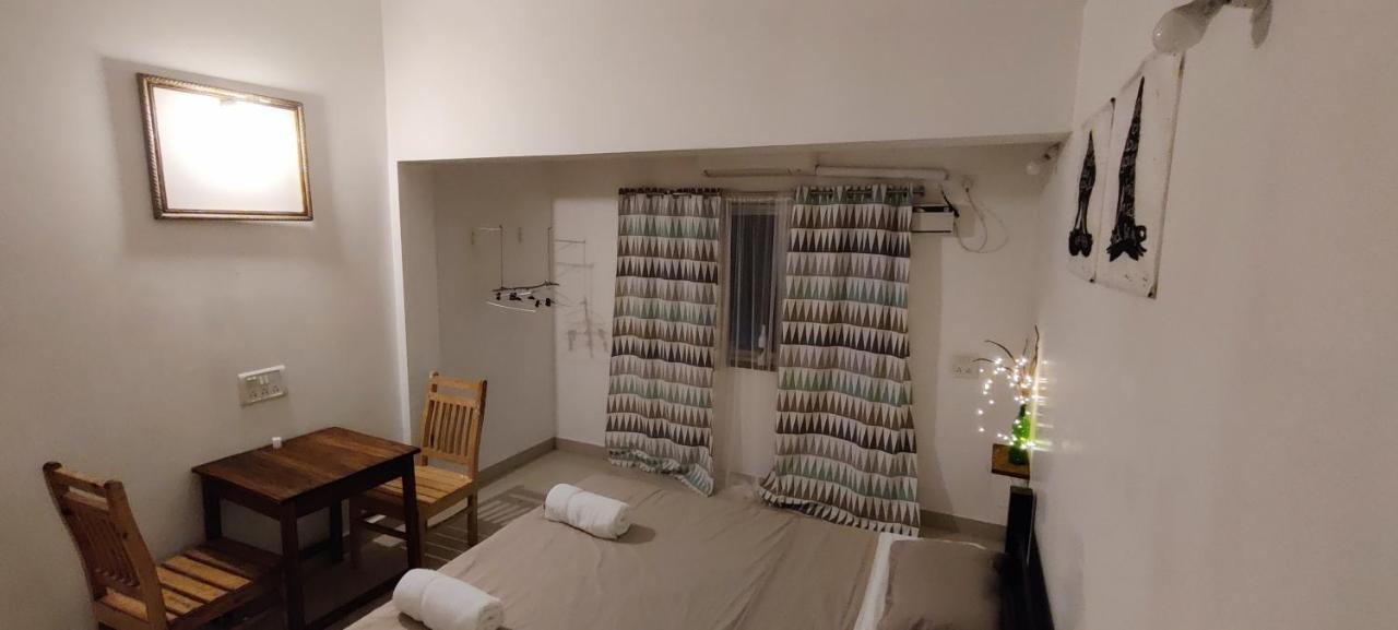 J-House, Spacious Apartments With Balconies, Thalassa 1Min Away Siolim Luaran gambar