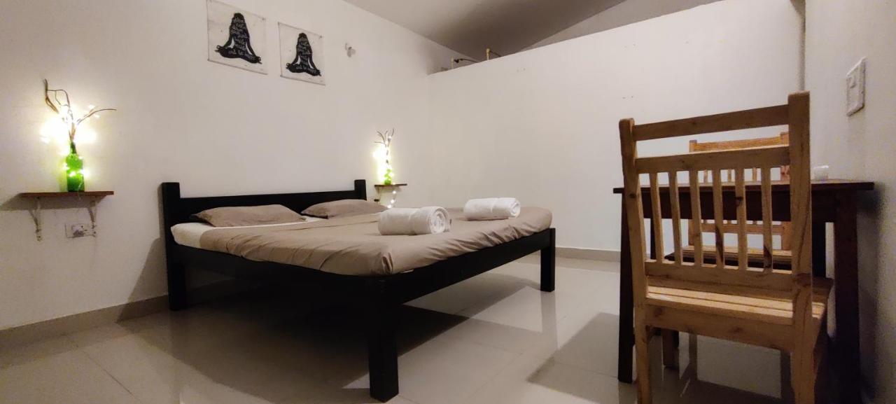 J-House, Spacious Apartments With Balconies, Thalassa 1Min Away Siolim Luaran gambar