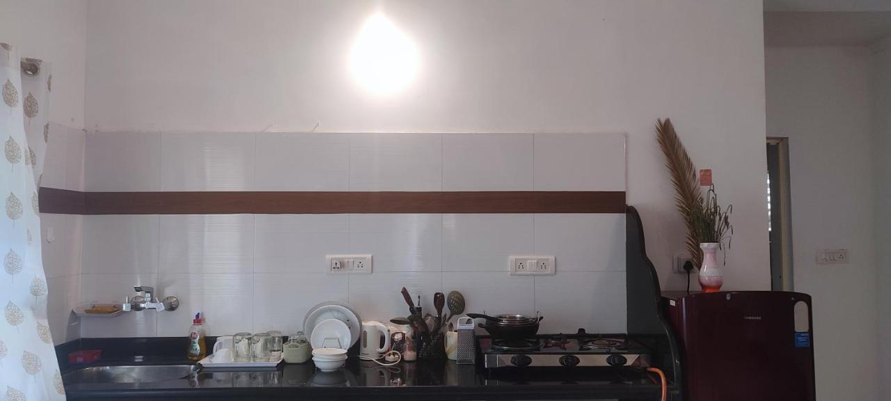J-House, Spacious Apartments With Balconies, Thalassa 1Min Away Siolim Luaran gambar