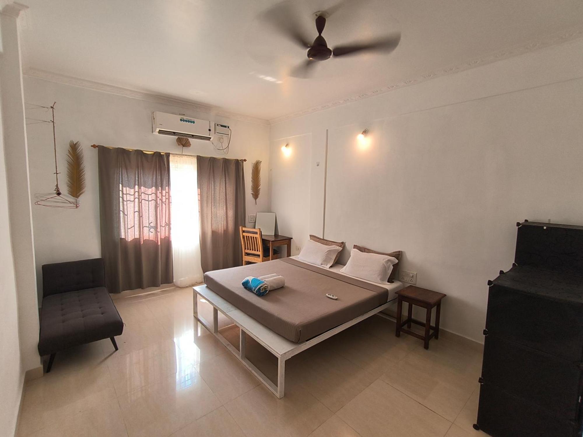 J-House, Spacious Apartments With Balconies, Thalassa 1Min Away Siolim Luaran gambar